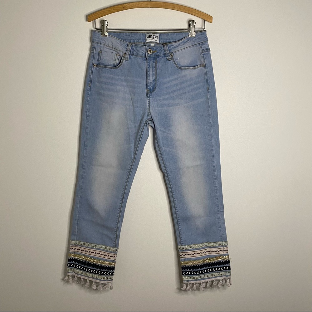 Umgee Women's Size 27 Embellished Cropped Denim Blue Tassel Hem Casual Jeans